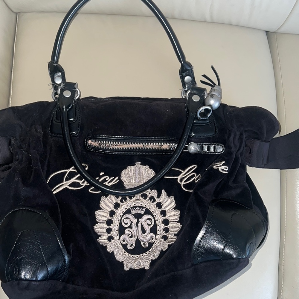 Black juicy couture hand purse